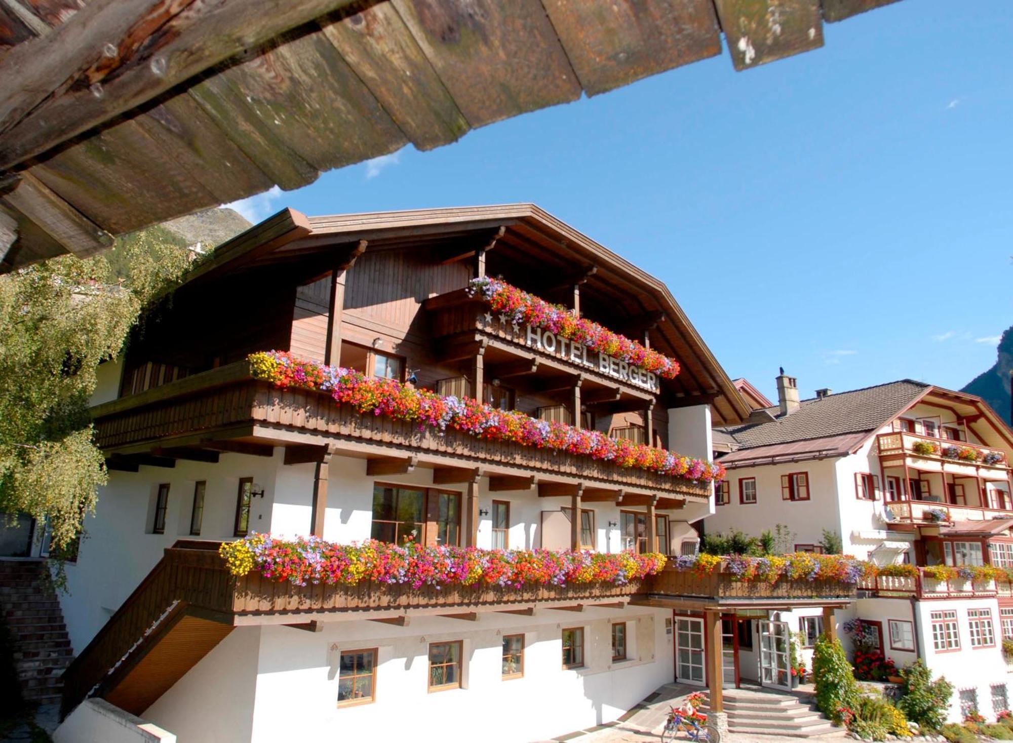 Hotel Berger Superior Riva di Tures Dış mekan fotoğraf