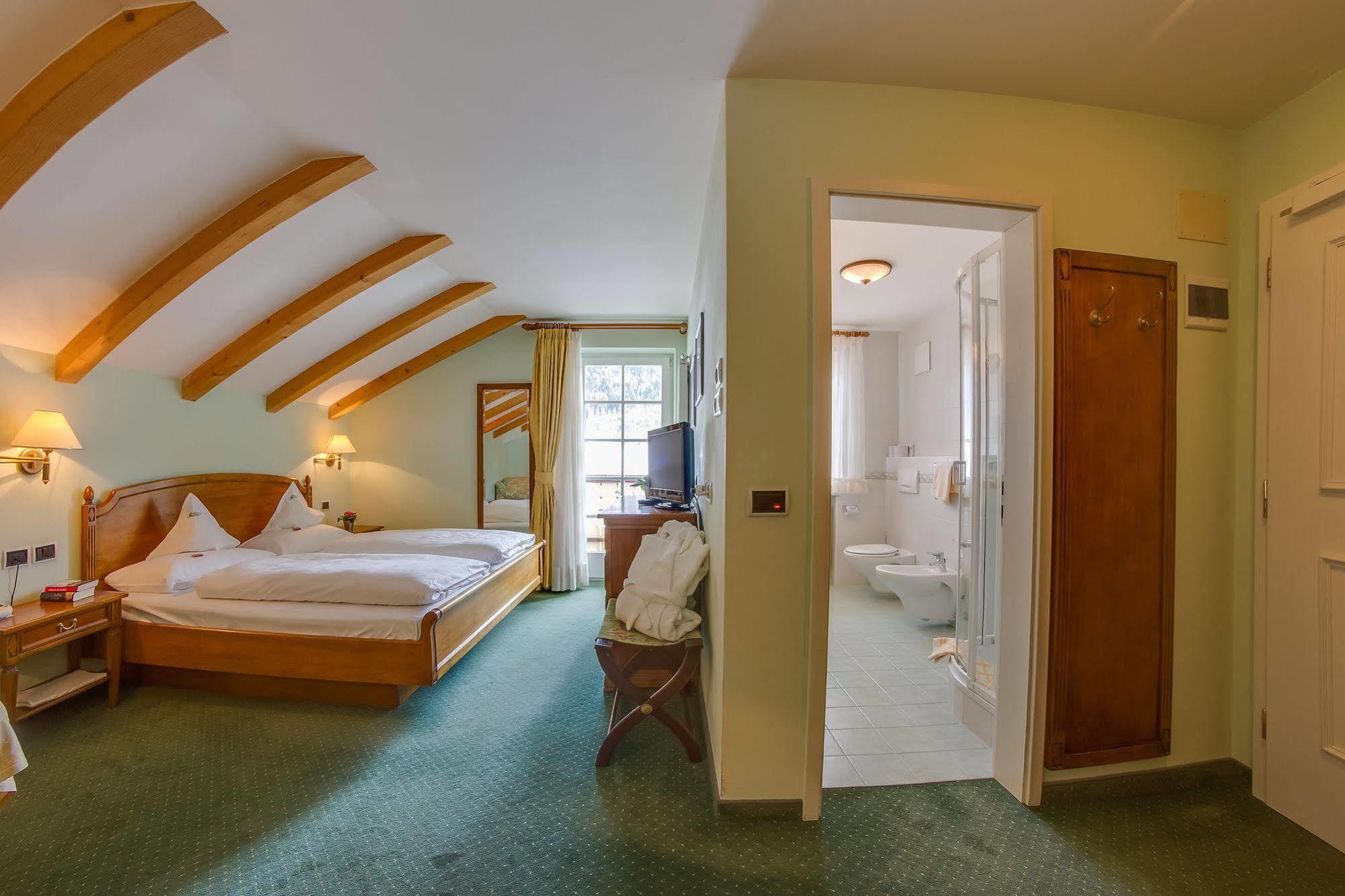 Hotel Berger Superior Riva di Tures Dış mekan fotoğraf