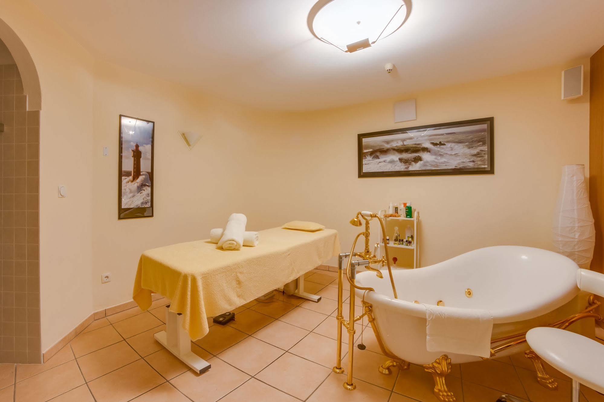 Hotel Berger Superior Riva di Tures Dış mekan fotoğraf
