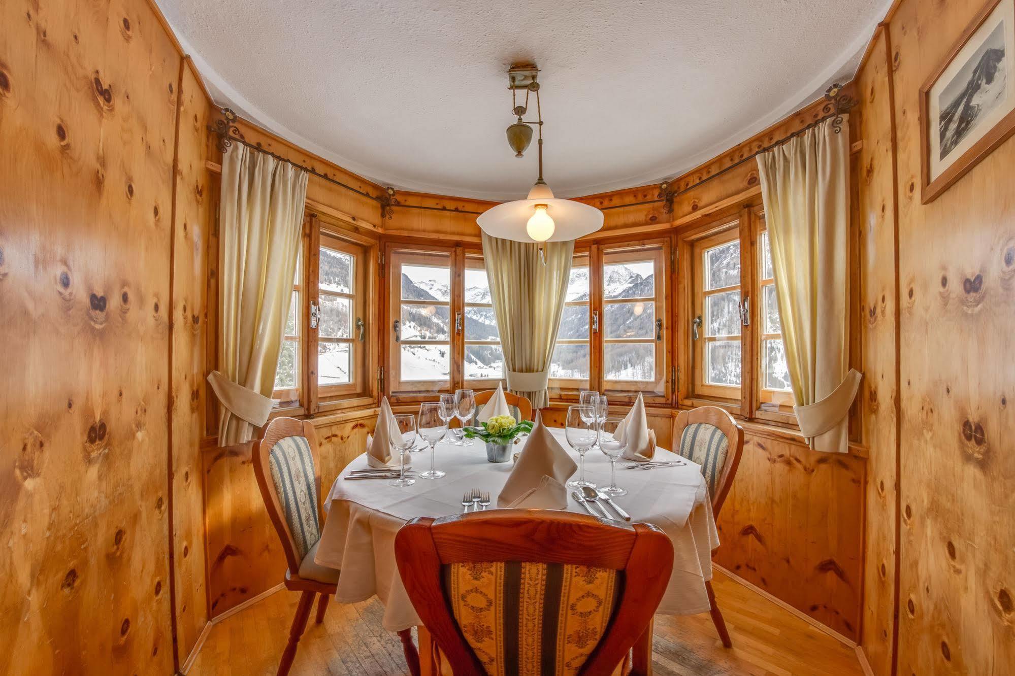 Hotel Berger Superior Riva di Tures Dış mekan fotoğraf